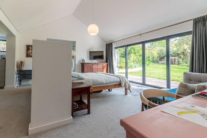 To Let 5 Bedroom Property for Rent in Zwaanswyk Western Cape